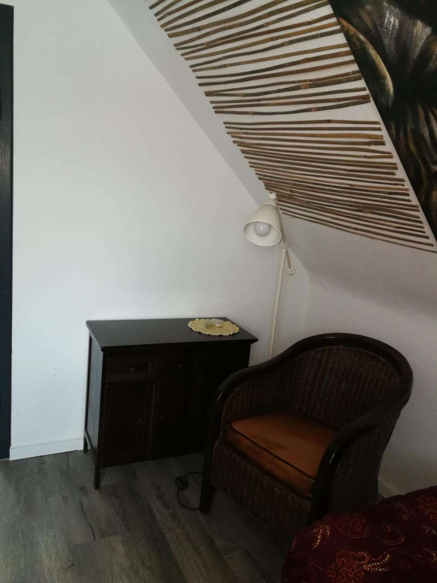 Gaestehaus Fuchsroehre Welcherath Buitenkant foto