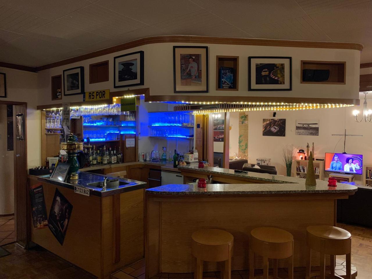 Gaestehaus Fuchsroehre Welcherath Buitenkant foto