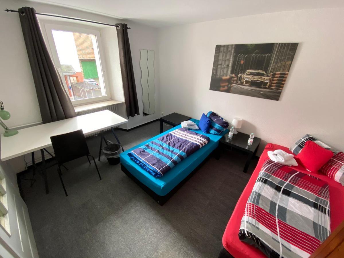 Gaestehaus Fuchsroehre Welcherath Buitenkant foto